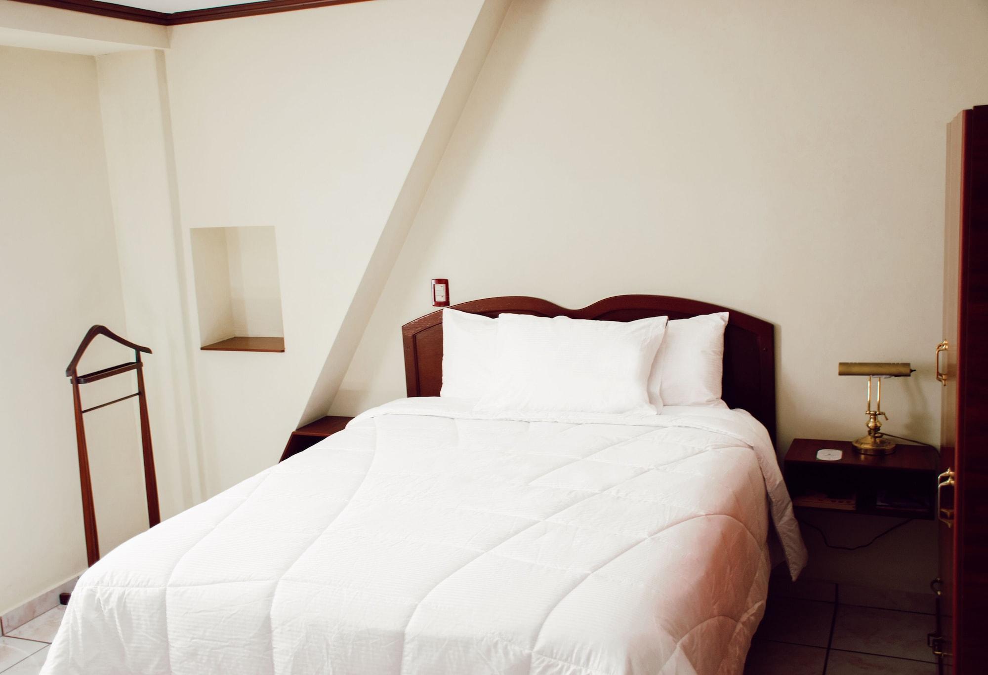 Hotel Gardenia Inn 圣萨尔瓦多 外观 照片