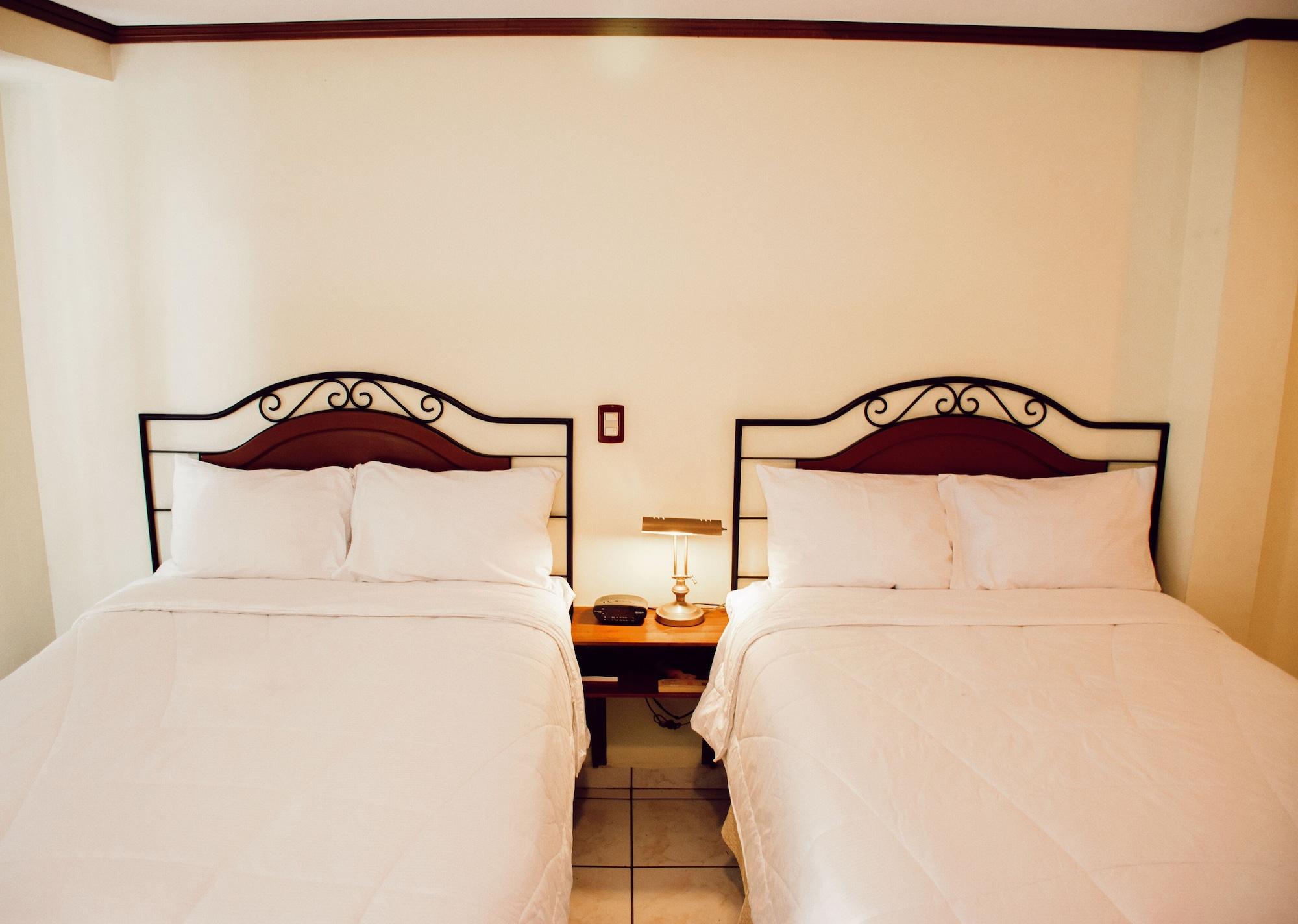 Hotel Gardenia Inn 圣萨尔瓦多 外观 照片