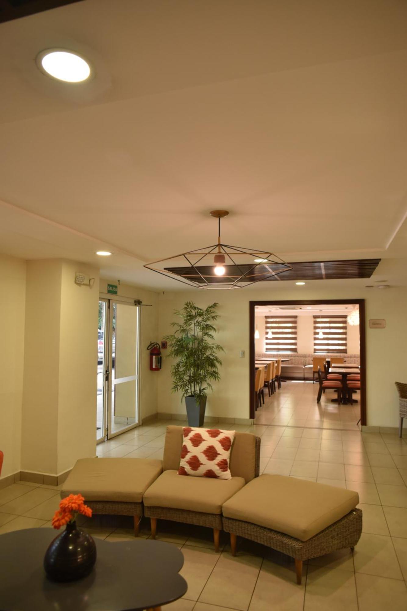 Hotel Gardenia Inn 圣萨尔瓦多 外观 照片